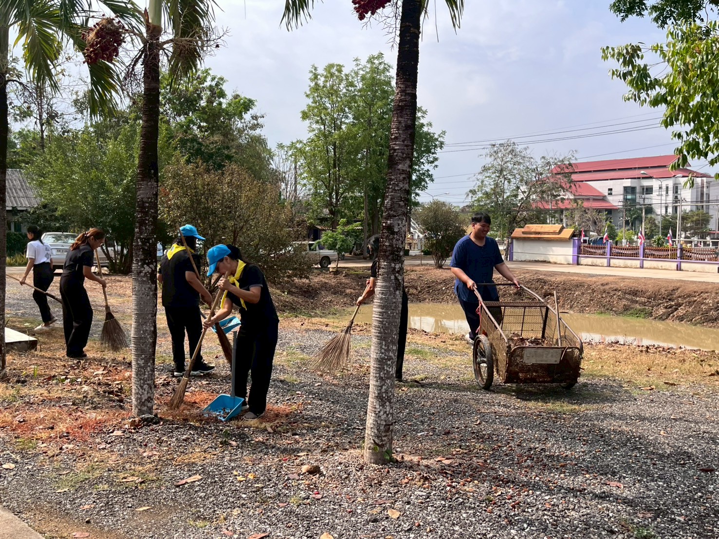 title - ส.ป.ก.อุตรดิตถ์ จัดกิจกรรมจิตอาสาพัฒนา ส.ป.ก.อุตรดิตถ์